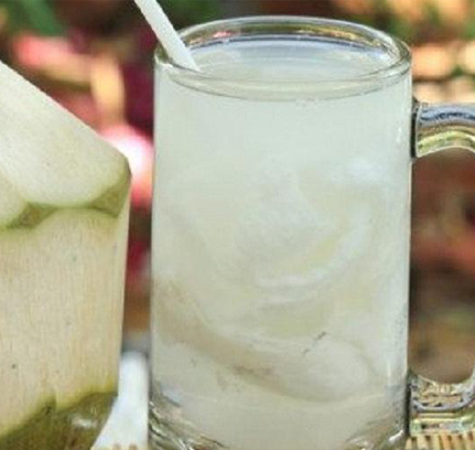 Coconut Juice with coconut pulp (Air Kelapa)