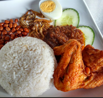 Nasi Lemak-Fried Chicken / Ayam Goreng