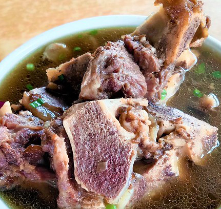 Beef Bone Soup (Sup Tulang)