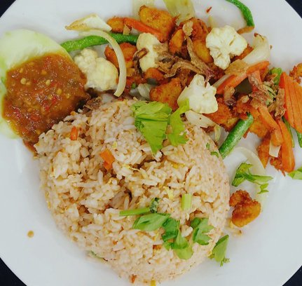 Chicken Turmeric F/rice (N/goreng ayam Kunyit)