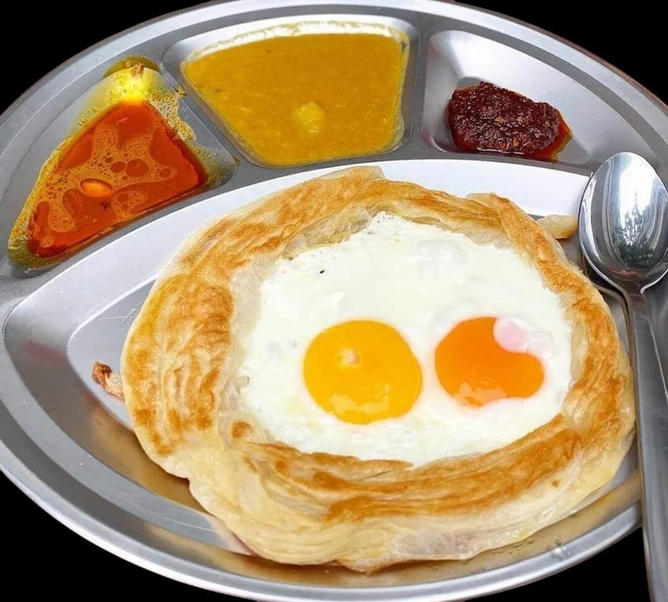 Roti with Egg on top (Roti Tampal)